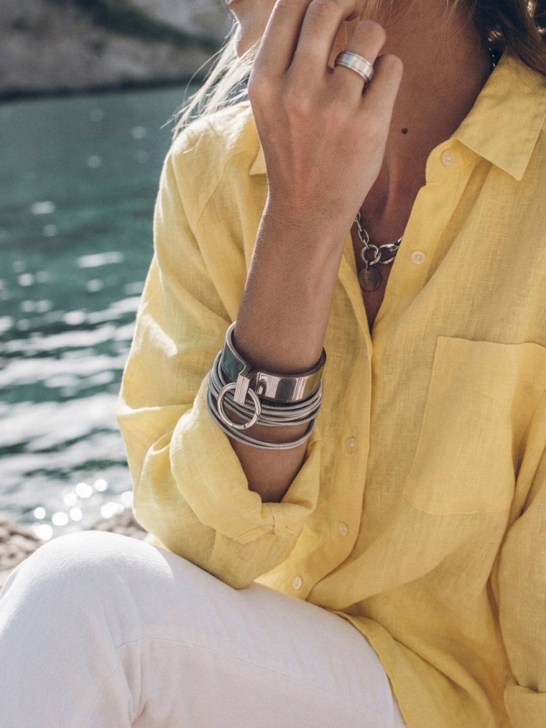 Signature Relaxed Button-Up Shirt