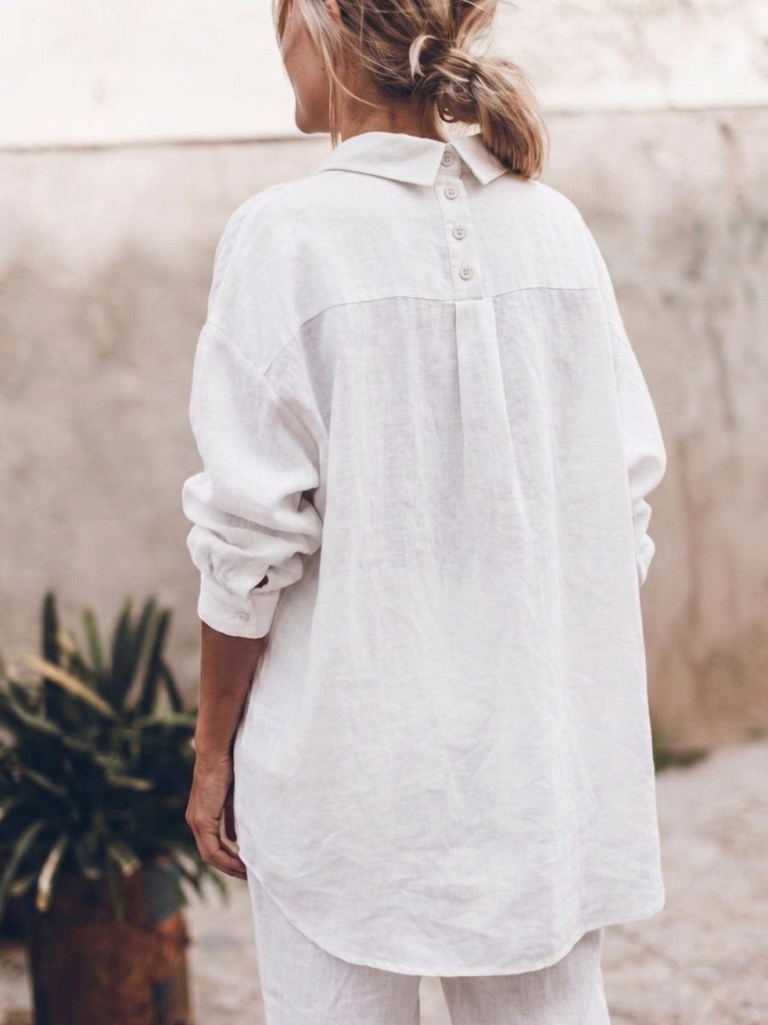 Signature Relaxed Button-Up Shirt