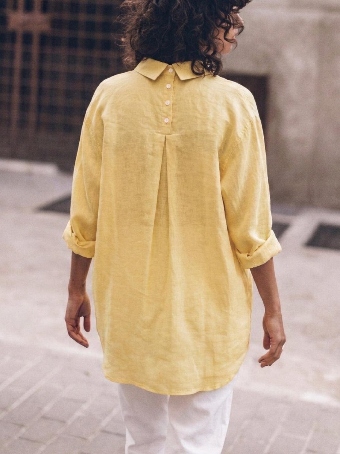 Signature Relaxed Button-Up Shirt