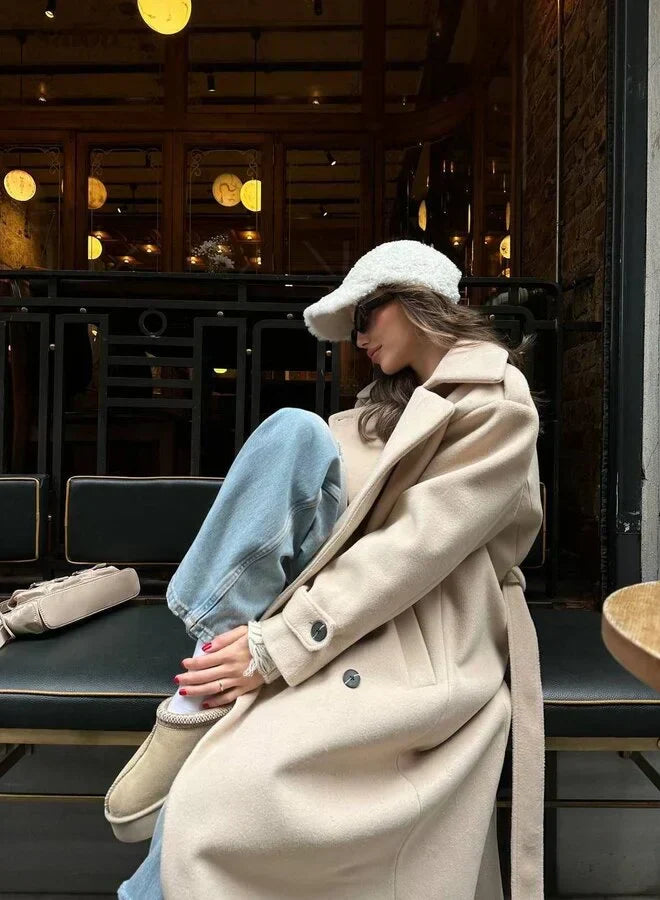 LYNA - WARM WINTER COAT WITH ELEGANT DESIGN