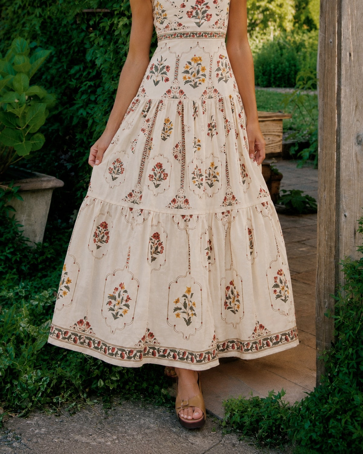 Lucinda | Folk Floral Tiered Maxi Dress